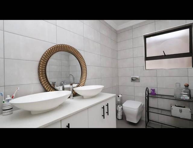 4 BEDROOM HOUSE FOR SALE IN BIRDWOOD ESTATE